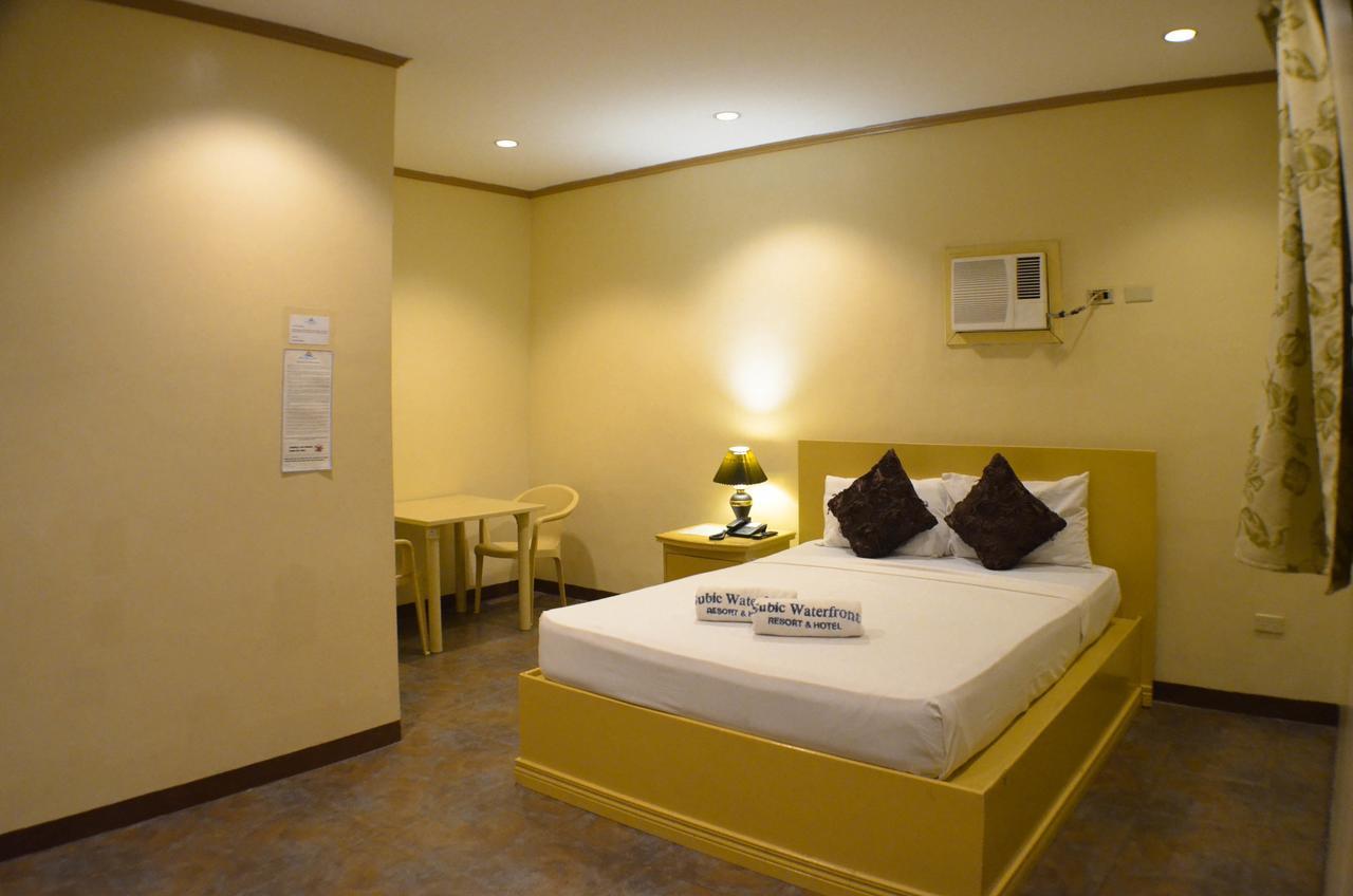Subic Waterfront Resort And Hotel Buitenkant foto