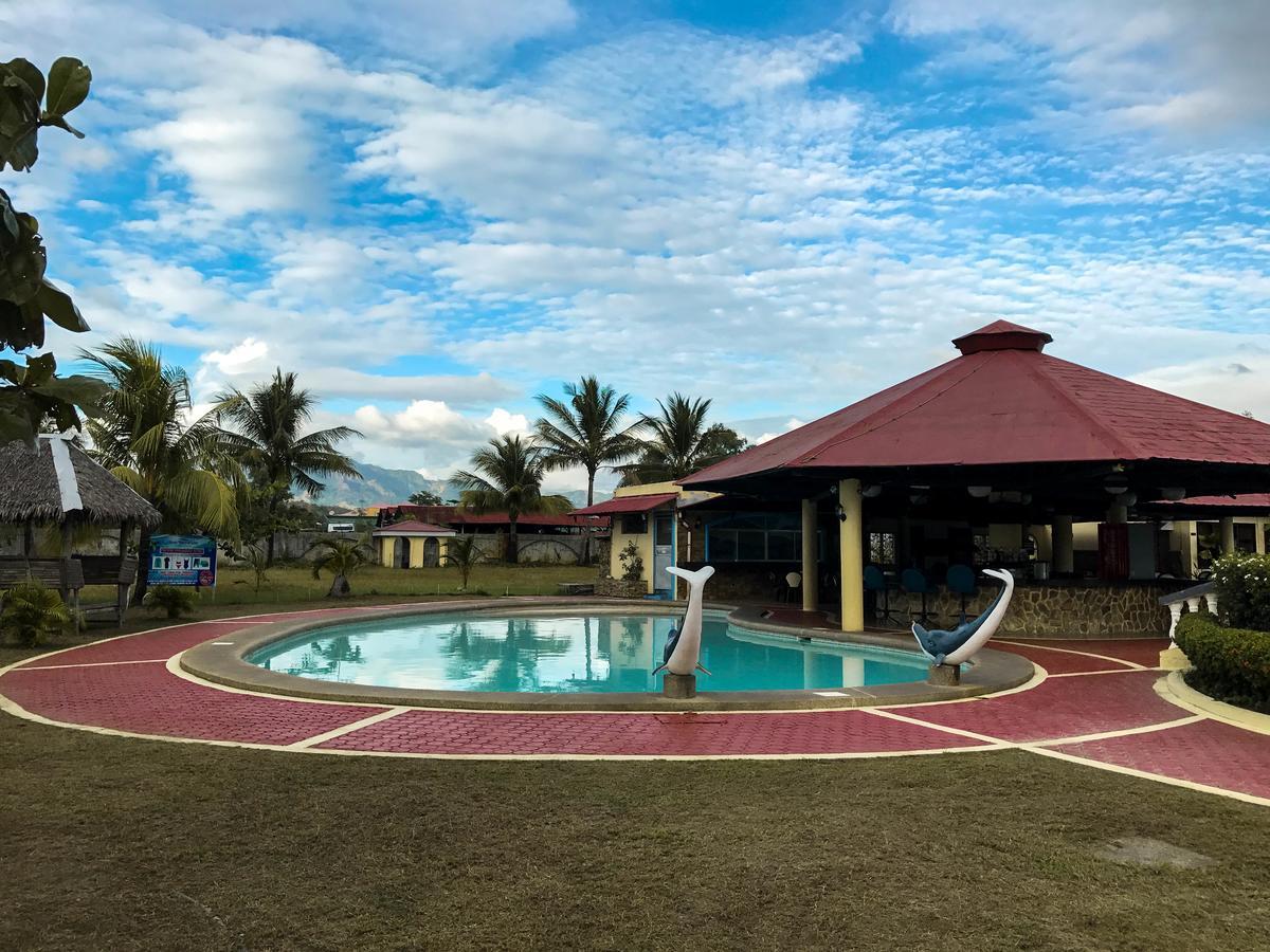 Subic Waterfront Resort And Hotel Buitenkant foto